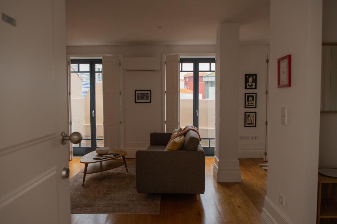 Spacious Studio W/ Balcony & Ac By Lovelystay Porto Exterior photo